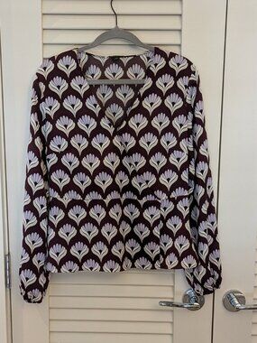 Ann Taylor Factory Retro Print Wrap Top - M